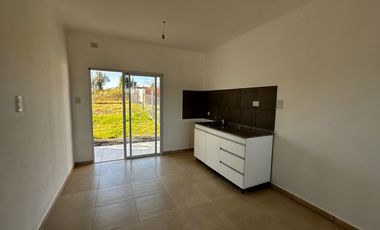 EN VENTA CASA 2 DORM - LOTEO LA RESERVA