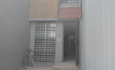 SE RENTA CASA UBICADA EN JOYAS DE CUAUTITLÁN, ESTADO DE MÉXICO.
