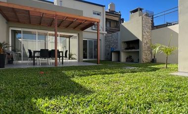 HERMOSA CASA EN VENTA!