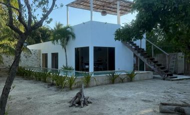 CASA EN VENTA EN SAN CRISANTO A 350 METROS DEL MAR