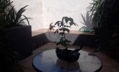 Amplia casa Barrio Gazzano