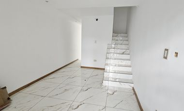 VENDO DUPLEX ZONA UNIVERSITARIO ENTREGA Y FINANCIACION