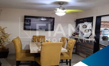 CASA EN VENTA FRACC. VILLAS DE LA CANTERA, TEPIC, NAY. (LN)