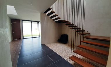 CASA DE PLAYA EN RENTA AMUEBLADA O SIN MUEBLES, CIUDAD DEL  CARMEN, CAMPECHE