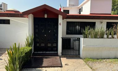 SE RENTA CASA DE UNA PLANTA EN ARBOLEDAS