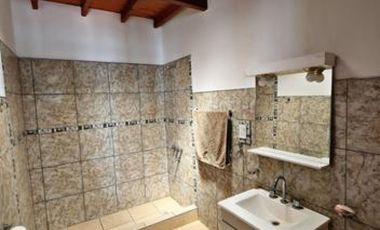EN VENTA- HERMOSA CASA QUINTA