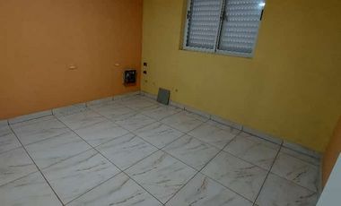Vendo casa lista para mudarse en San Benito, 3 habitaciones, gran patio con verde