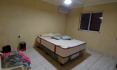 Vendo casa lista para mudarse en San Benito, 3 habitaciones, gran patio con verde