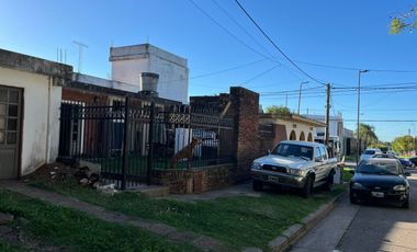 VENDO OPORTUNIDAD COMERCIAL Y VIVIENDA EN AV. CHURRUARIN y HUERGO