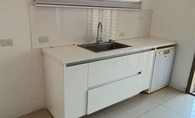 Casa c/pileta Sobre Av Zanni