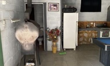 VENDO AMPLIA CASA DE 3 DORMITORIOS