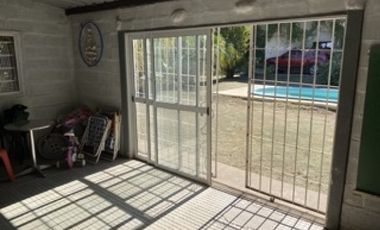 VENDO AMPLIA CASA DE 3 DORMITORIOS