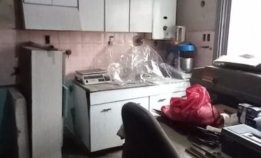 VENTA DE PH TIPO CASA AL FRENTE CON LOCAL Y GARAJE (284M2)
