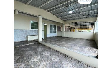 SE VENDE O SE ALQUILA CON OPCIÓN A COMPRA - EN PUNTA DEL ESTE