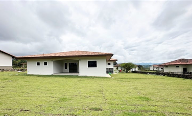 Venta de casa en Boquete Canyon Village, Boquete