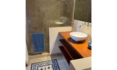 SE VENDE CASA VISTA AL MAR EN CASCO VIEJO - 7091RC