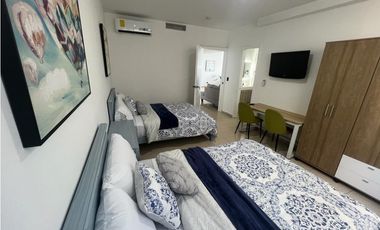 Alquilo Waters, Amoblado, en la avenida Balboa, tres recámaras