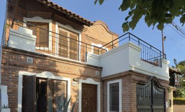 EN VENTA DUPLEX ZONA BLAS PARERA