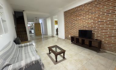 EN VENTA DUPLEX ZONA BLAS PARERA