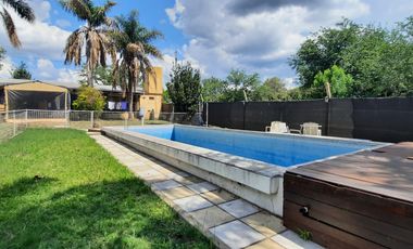 SE VENDE GRAN CASA QUINTA EN SAUCE MONTRULL