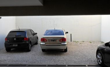 VENTA COCHERA DESCUBIERTA DE 16 M2 EN SAN ISIDRO