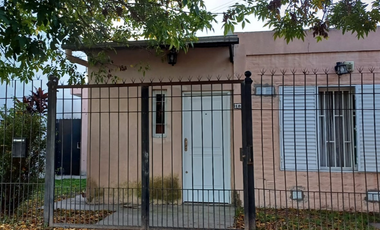 Casa zona Ramirez y Provincias Unidas