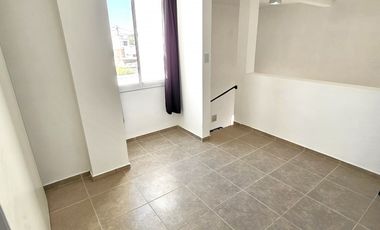 NUEVO - DUPLEX DE UN DORMI - PATIO - NO PAGA EXPENSAS