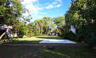 Amplia Casa con pileta y vista al rio, Villa Urquiza
