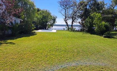 Amplia Casa con pileta y vista al rio, Villa Urquiza
