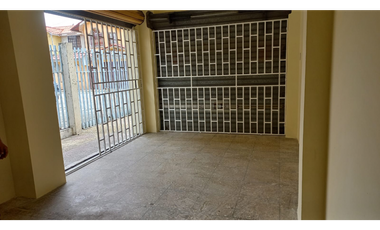 ALQUILER LOCAL COMERCIAL CDLA. ACUARELA DEL RIO (SAALV)