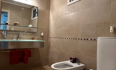EN VENTA CASA PREMIUM - ZONA SANTA TERESITA