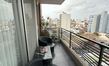 IMPECABLE DEPARTAMENTO DE 3 AMB. AL FRENTE C/COCHERA (Muy Amplia) - PISO ALTO CON PALIER PRIVADO - CARLOS GARDEL AL 100