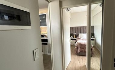 IMPECABLE DEPARTAMENTO DE 3 AMB. AL FRENTE C/COCHERA (Muy Amplia) - PISO ALTO CON PALIER PRIVADO - CARLOS GARDEL AL 100