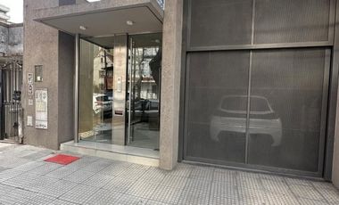 IMPECABLE DEPARTAMENTO DE 3 AMB. AL FRENTE C/COCHERA (Muy Amplia) - PISO ALTO CON PALIER PRIVADO - CARLOS GARDEL AL 100