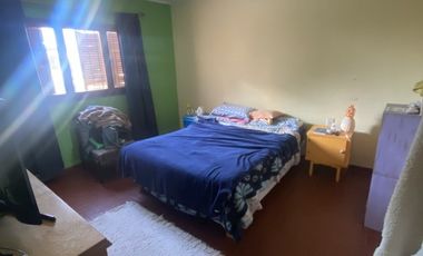IMPORTANTE PROPIEDAD DOS CASAS CON DOS LOCALES