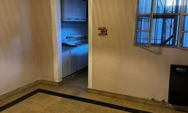 PH EN VENTA EN PLANTA BAJA CON PATIO PROPIO