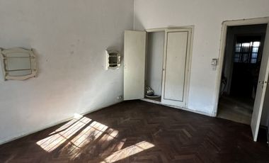 PH EN VENTA EN PLANTA BAJA CON PATIO PROPIO