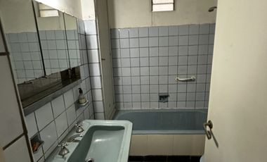 PH EN VENTA EN PLANTA BAJA CON PATIO PROPIO