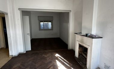 PH EN VENTA EN PLANTA BAJA CON PATIO PROPIO