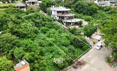 VENTA DE TERRENO EN FRACCIONAMIENTO DELFINES