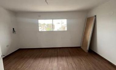 EN VENTA- DUPLEX 2 HABITACIONES EN ORO VERDE