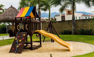 Casa en Venta en Fraccionamiento Entre Rios Fluvial Vallarta con Casa Club y Alberca.