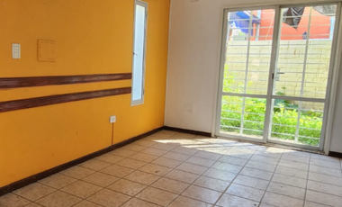 VENDO DUPLEX  DE 3 DORMITORIOS EN BARRIO PRIVADO.