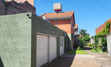 VENDO DUPLEX  DE 3 DORMITORIOS EN BARRIO PRIVADO.
