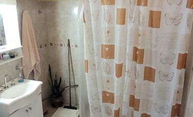VENTA de CASA y LOCAL - GDOR. E. MIHURA, PARANA