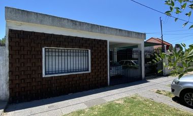 Los Ceibos 756