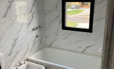 Casa a estrenar de 4 ambientes con piscina en BÂ° La Madalena Canning
