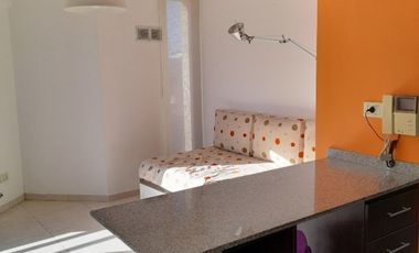 VENTA- MONOAMBIENTE AMOBLADO