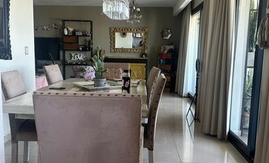 VENTA - PISO 4 AMBIENTES