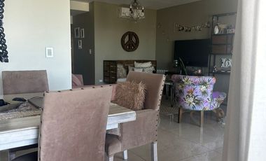VENTA - PISO 4 AMBIENTES
